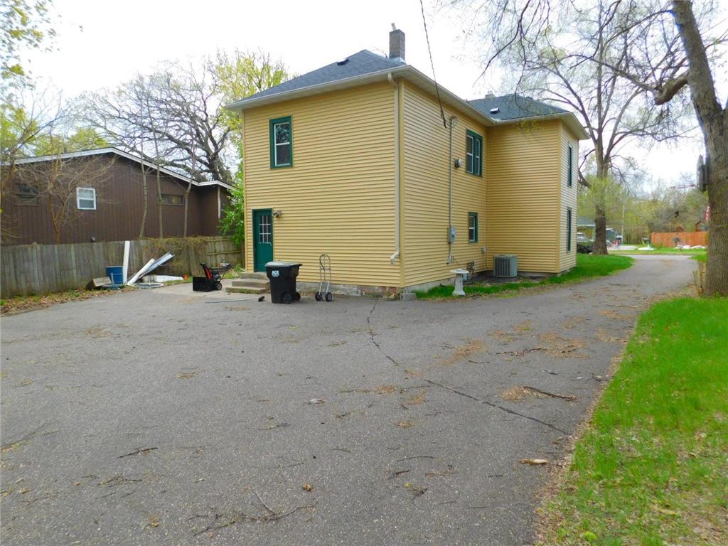807 Park Street Anoka MN 55303 7069422 image3