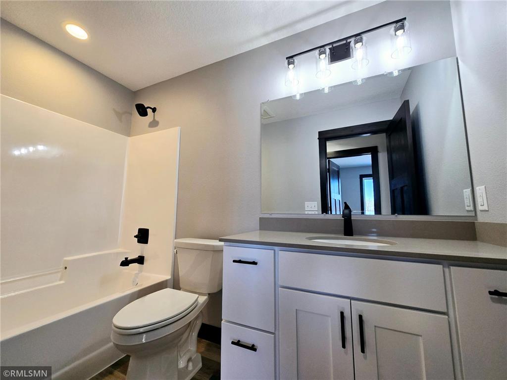 807 Pond View Drive Arlington MN 55307 6818202 image17