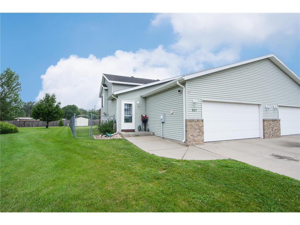 807 Woodbridge Circle Dilworth MN 56529 6766200 image1