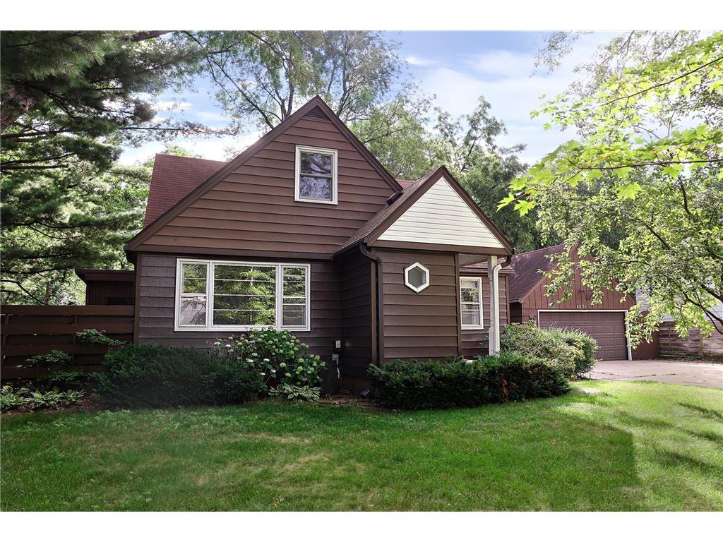 8071 Red Oak Drive, Mounds View, MN, 55112 MLS 7321592 Edina Realty