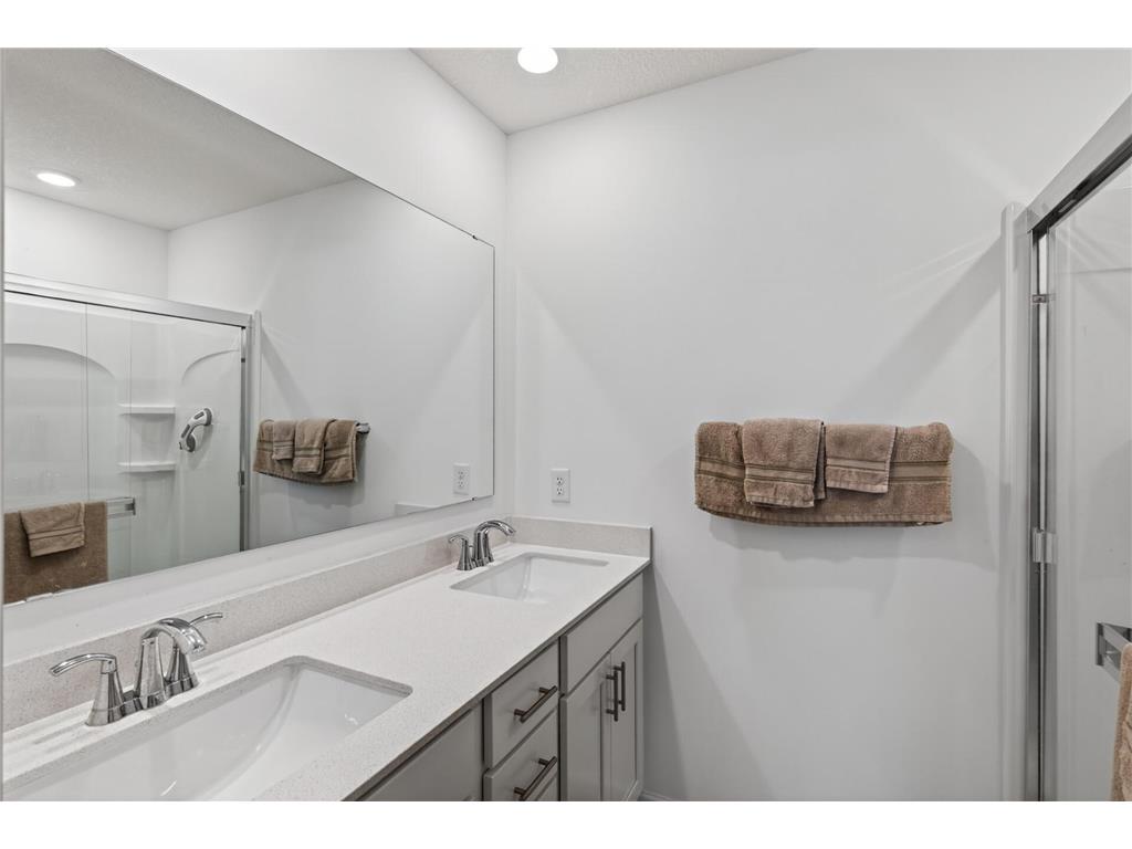 8076 150th Place NW Anoka MN 55303 7071951 image20