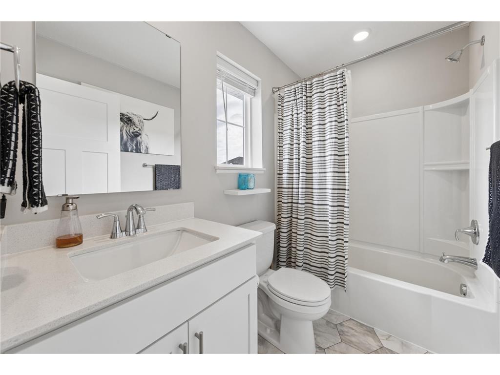 8077 150th Place NW Ramsey MN 55303 7051725 image13