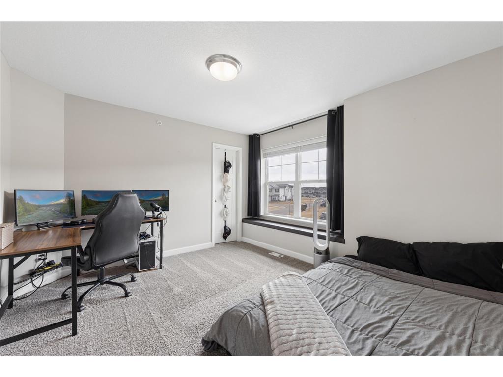 8077 150th Place NW Ramsey MN 55303 7051725 image14