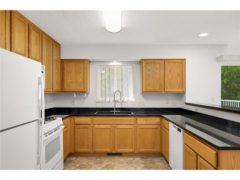 8079 Dana Path Inver Grove Heights MN 55076 7066850 image14