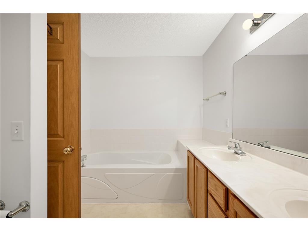 8079 Dana Path Inver Grove Heights MN 55076 7066850 image31
