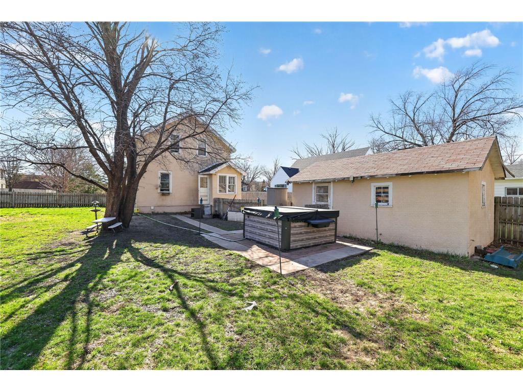 808 11th Avenue N Saint Cloud MN 56303 7060482 image2