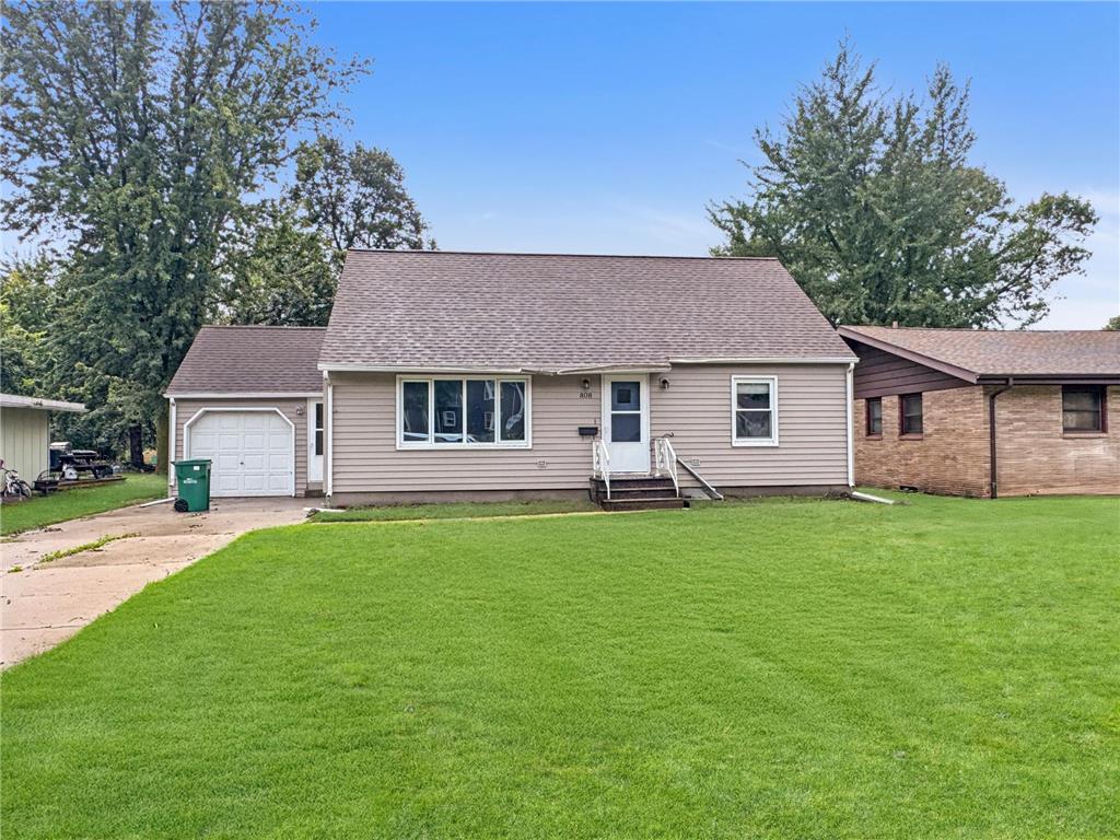 808 Boxelder Avenue Marshall MN 56258 6721186 image1