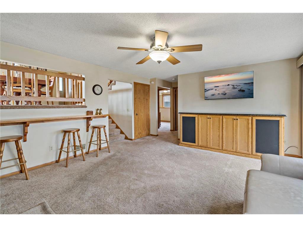 808 Bryant Lane Burnsville MN 55337 7027727 image22