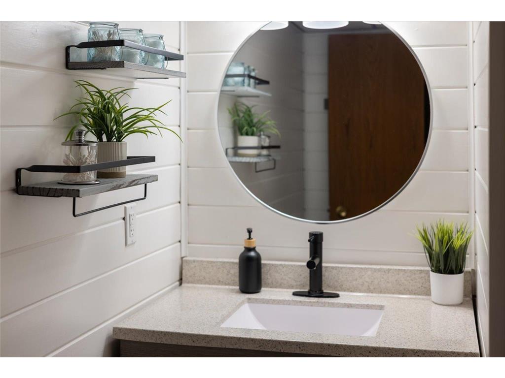 808 Center Drive NW Chisholm MN 55719 6789674 image36