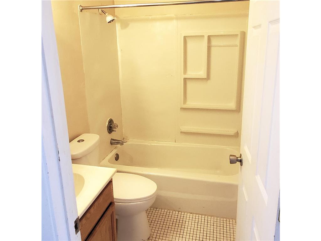 808 E Evergreen Avenue #207 Olivia MN 56277 7057538 image17