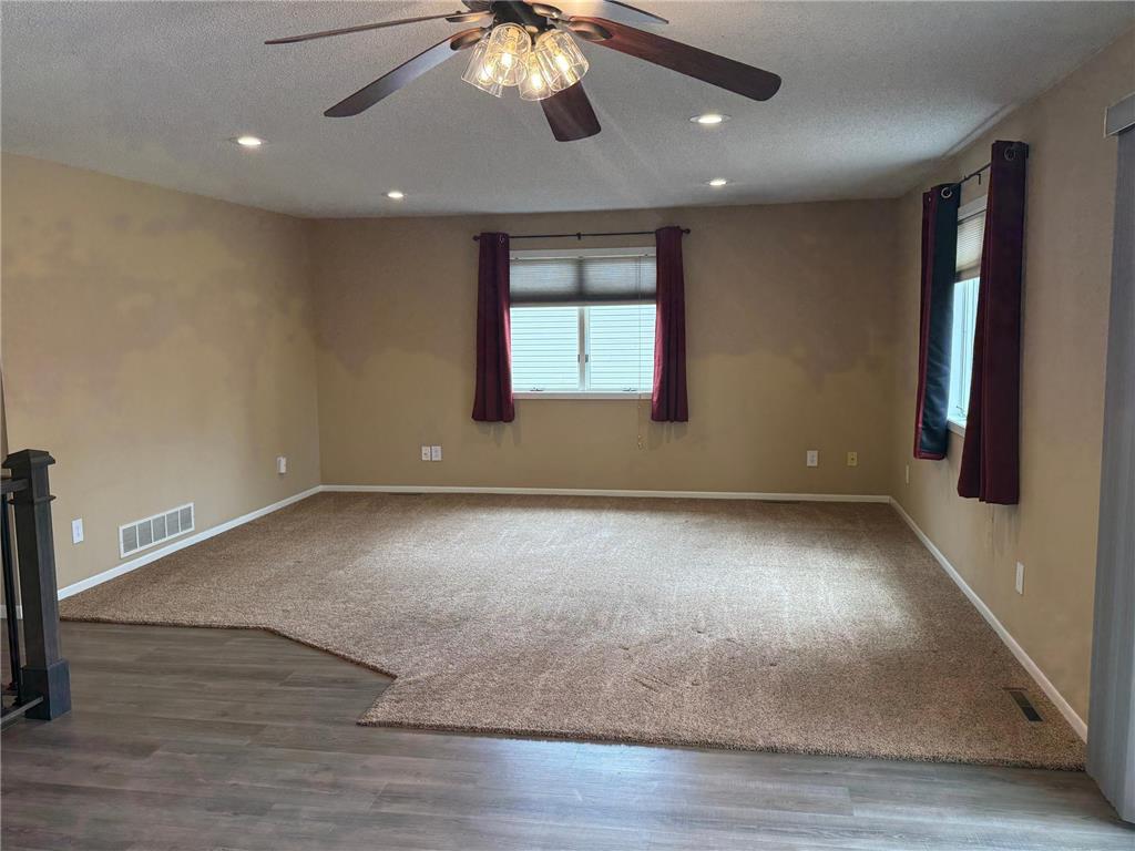 808 E Oak Street Redwood Falls MN 56283 7052731 image10