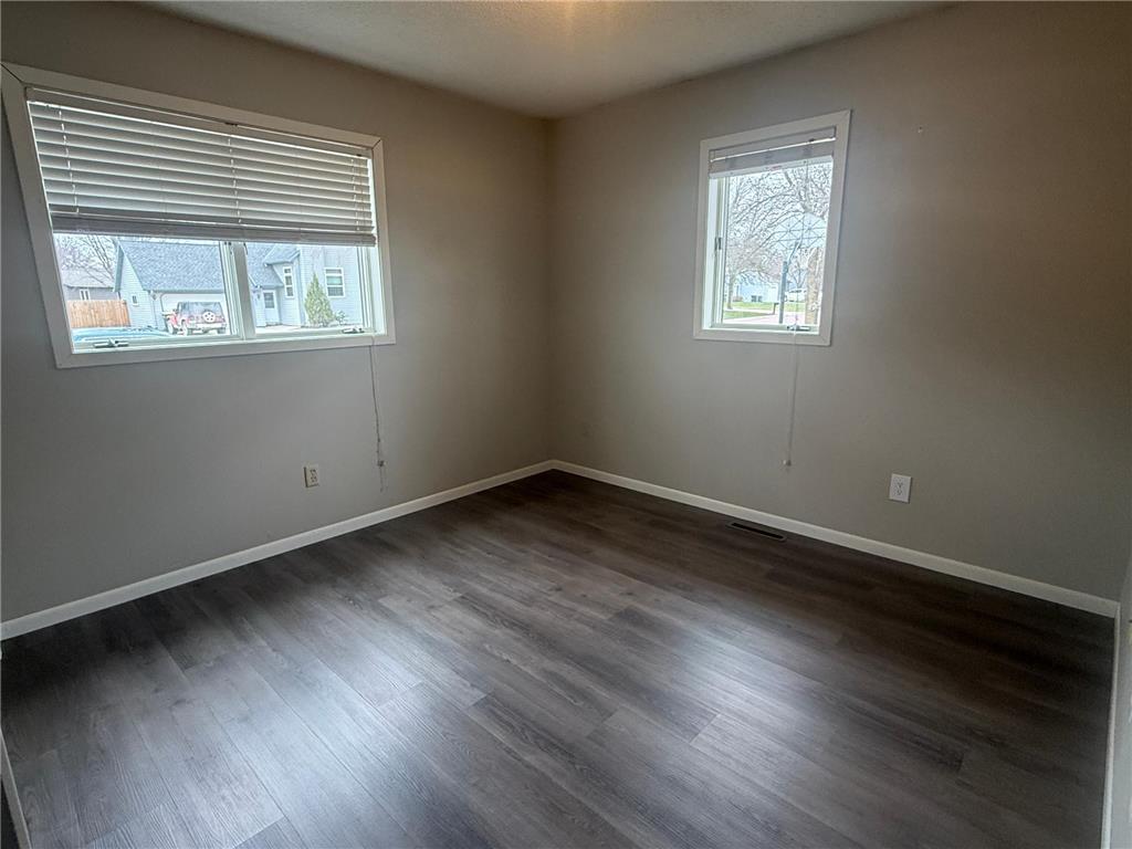 808 E Oak Street Redwood Falls MN 56283 7052731 image15
