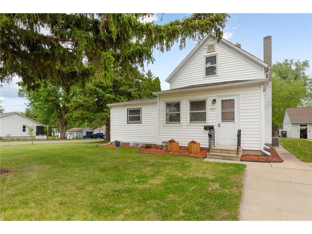 808 E Vine Street Owatonna MN 55060 7077233 image1