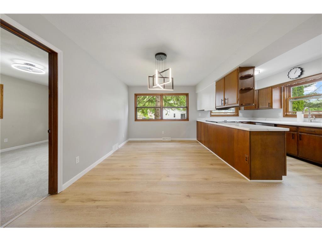 808 E Vine Street Owatonna MN 55060 7077233 image16