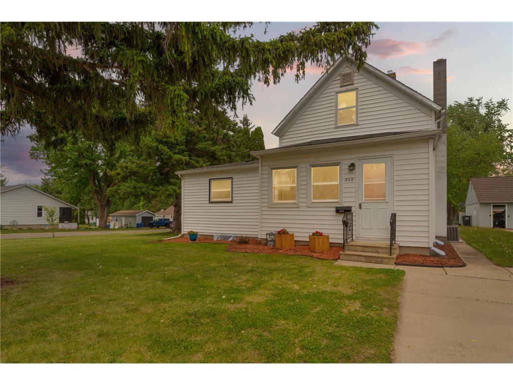808 E Vine Street Owatonna MN 55060 7077233 image3