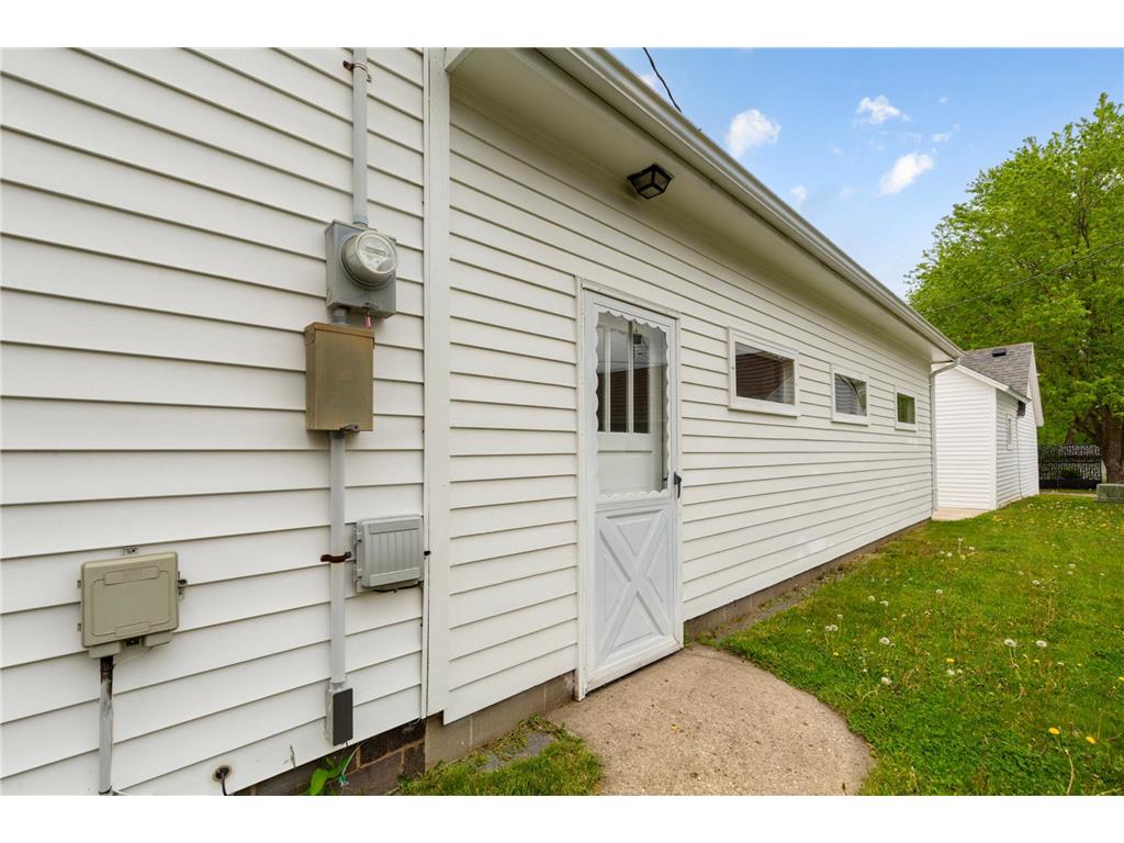 808 E Vine Street Owatonna MN 55060 7077233 image39