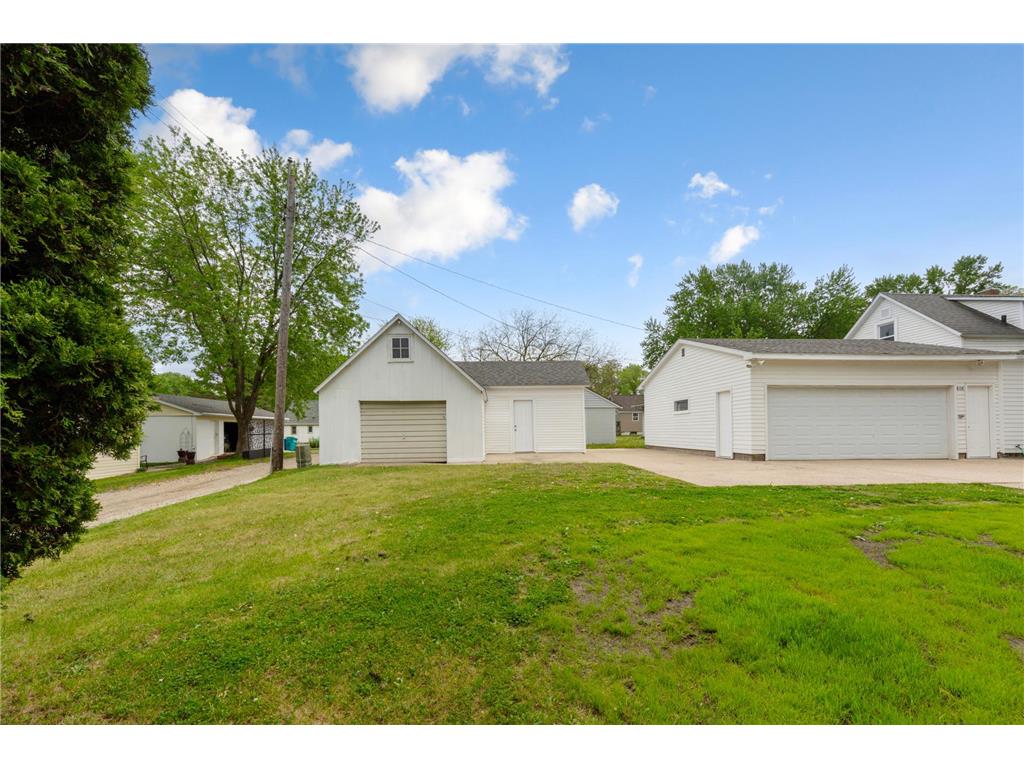 808 E Vine Street Owatonna MN 55060 7077233 image40