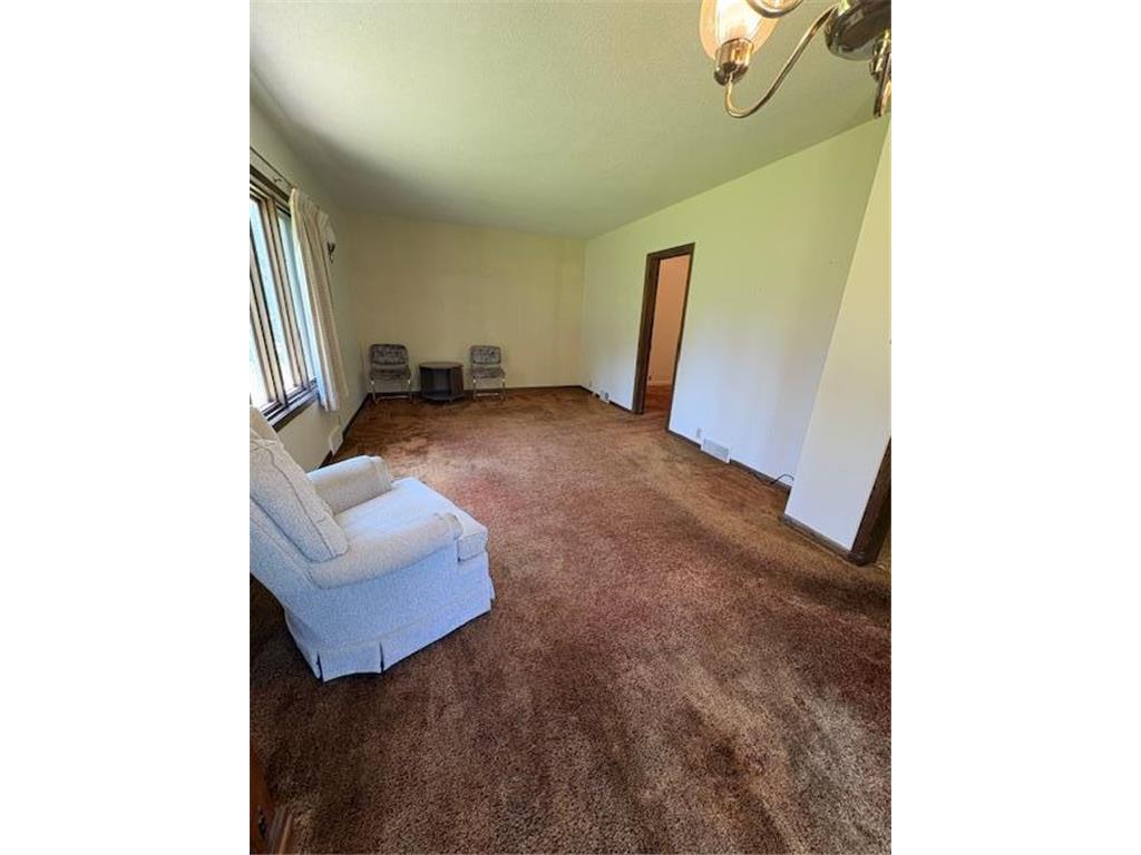 808 Grove Avenue Montevideo MN 56265 7082426 image8