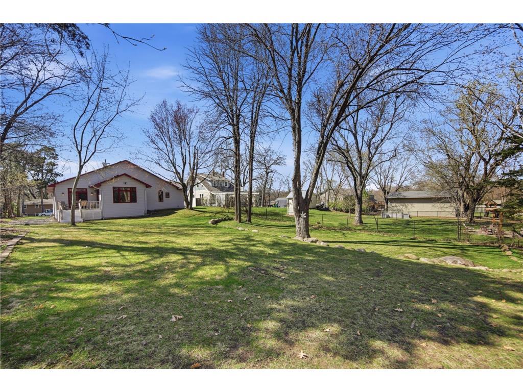 808 Hallam Avenue N Mahtomedi MN 55115 7049703 image36