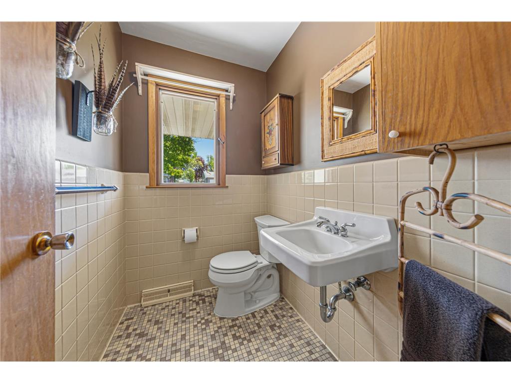 808 Hillcrest Drive Montgomery MN 56069 7075412 image17