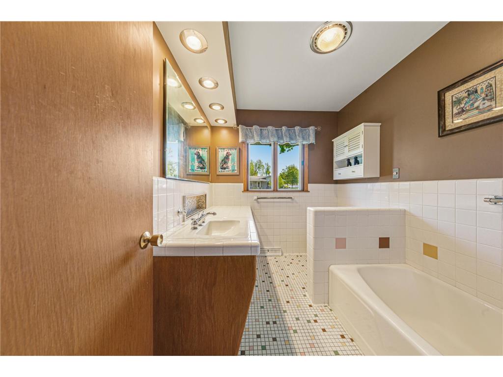 808 Hillcrest Drive Montgomery MN 56069 7075412 image21