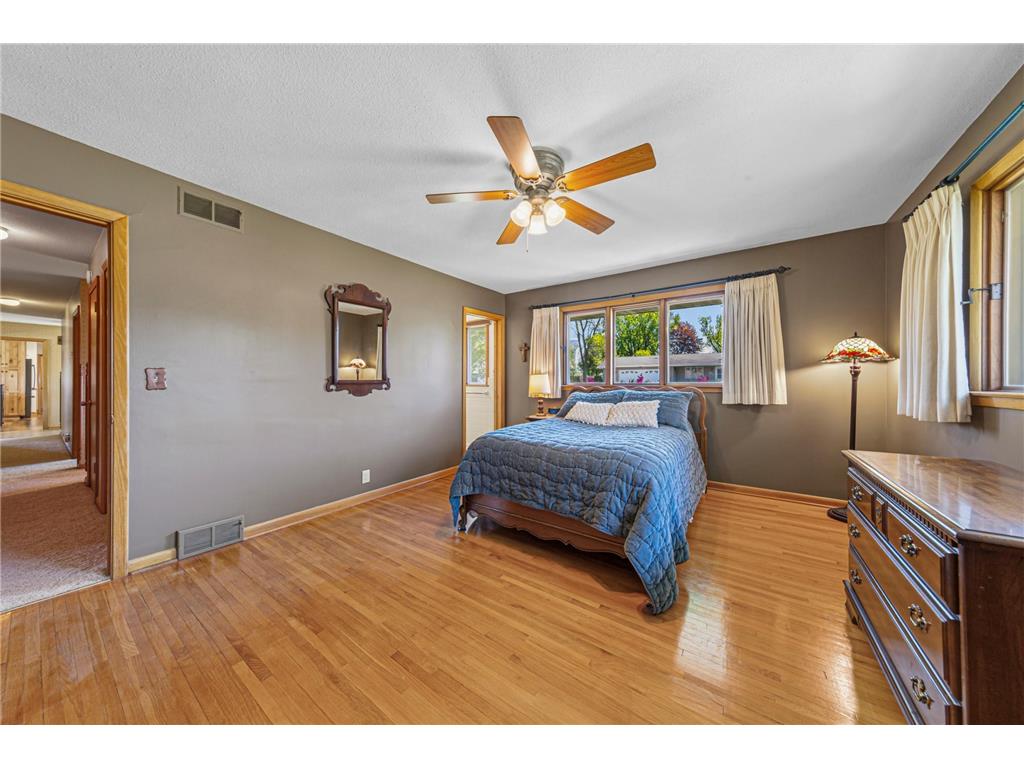 808 Hillcrest Drive Montgomery MN 56069 7075412 image23