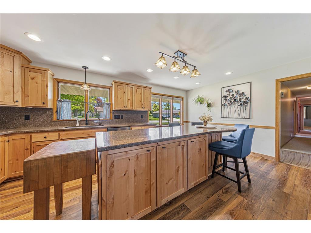 808 Hillcrest Drive Montgomery MN 56069 7075412 image4