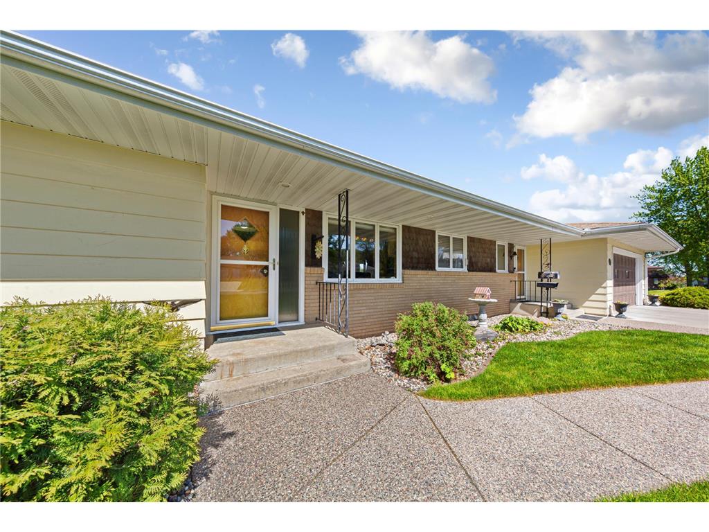 808 Hillcrest Drive Montgomery MN 56069 7075412 image44