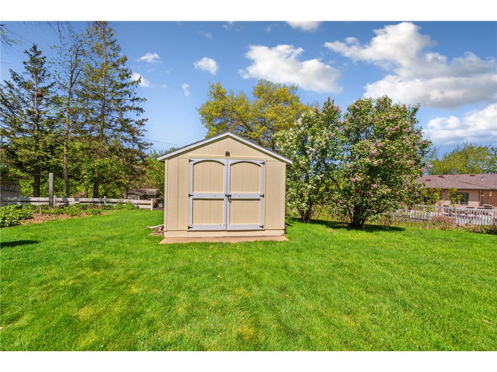 808 Hillcrest Drive Montgomery MN 56069 7075412 image47