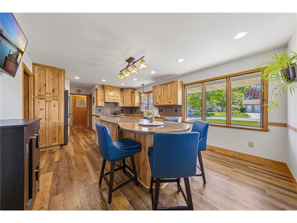 808 Hillcrest Drive Montgomery MN 56069 7075412 image5