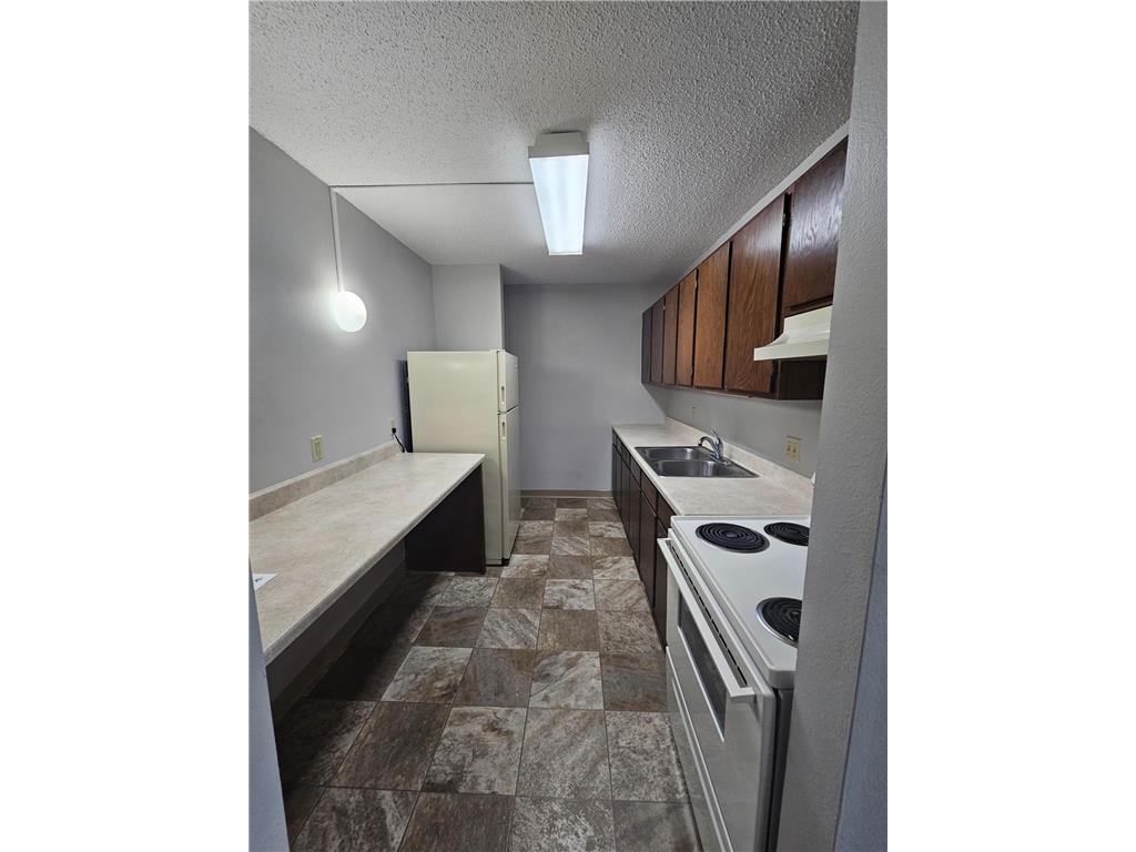 808 Hills Avenue #S110 Jackson MN 56143 6816456 image3