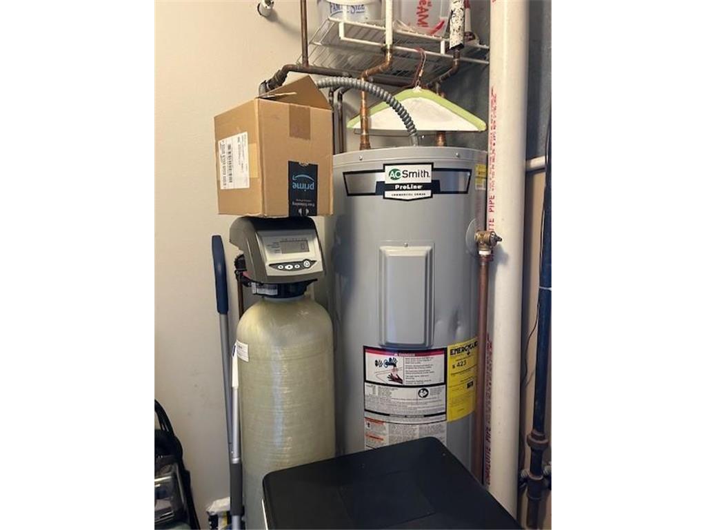 808 Lake Chapeau Drive 105, Albert Lea, MN, 56007 MLS 6499778