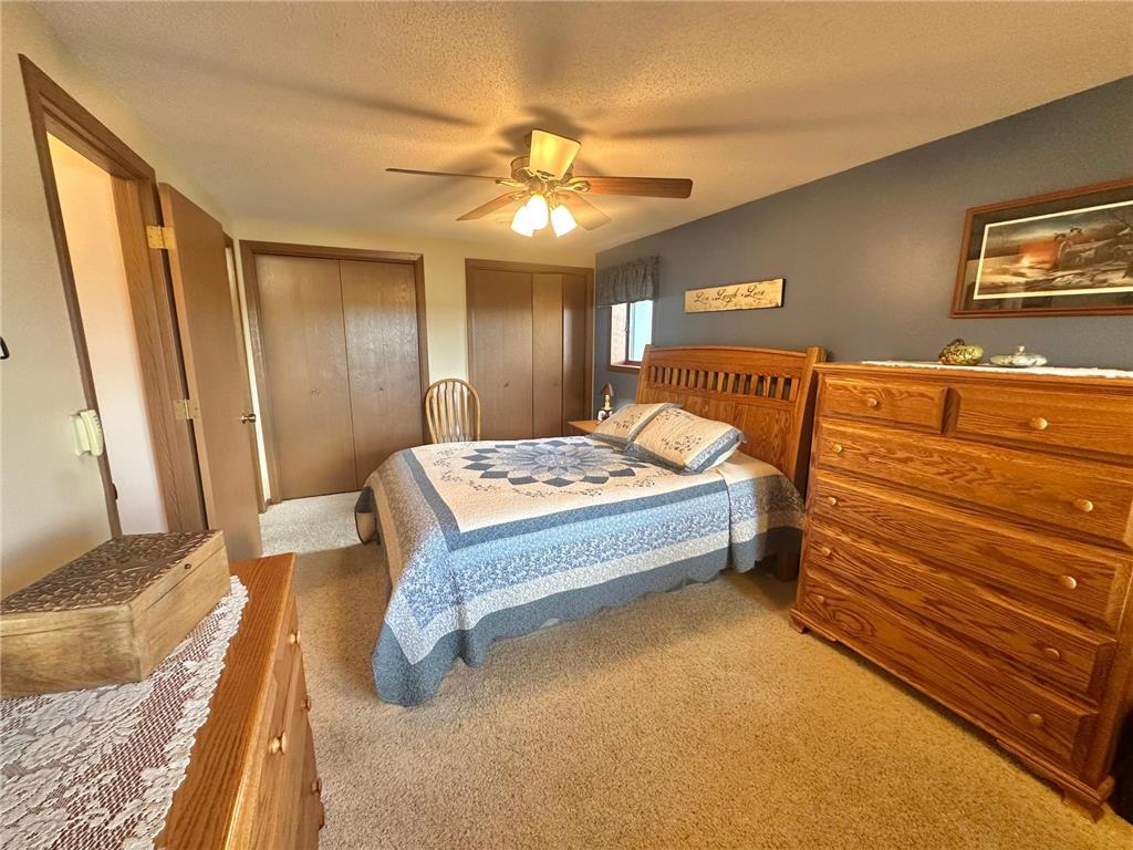 808 Lake Chapeau Drive #202 Albert Lea MN 56007 - White 7098992 image14