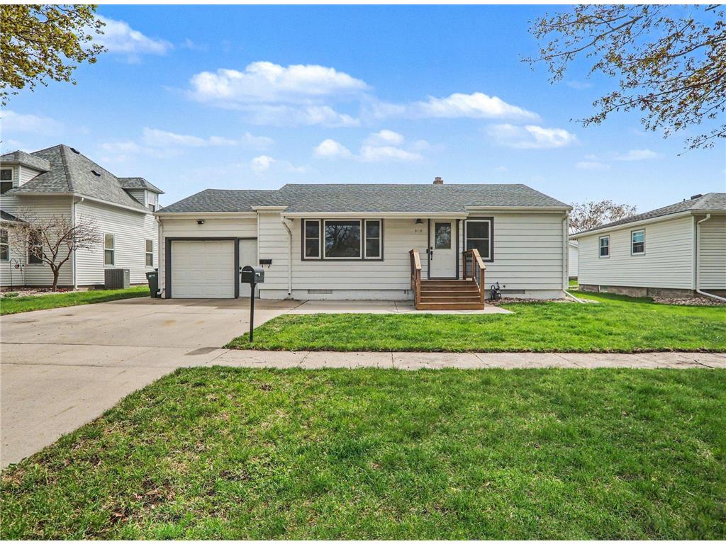 808 N Oakley Street Luverne MN 56156 7064503 image2