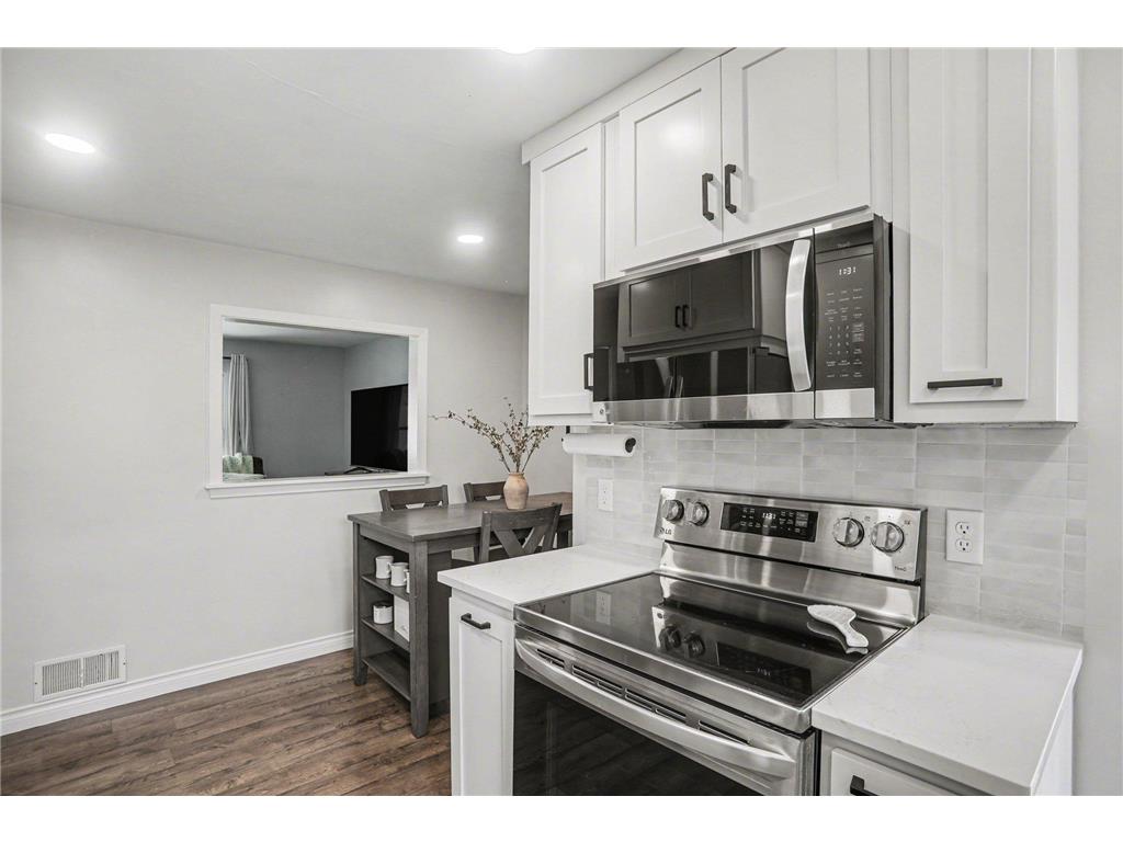 808 N Oakley Street Luverne MN 56156 7064503 image9
