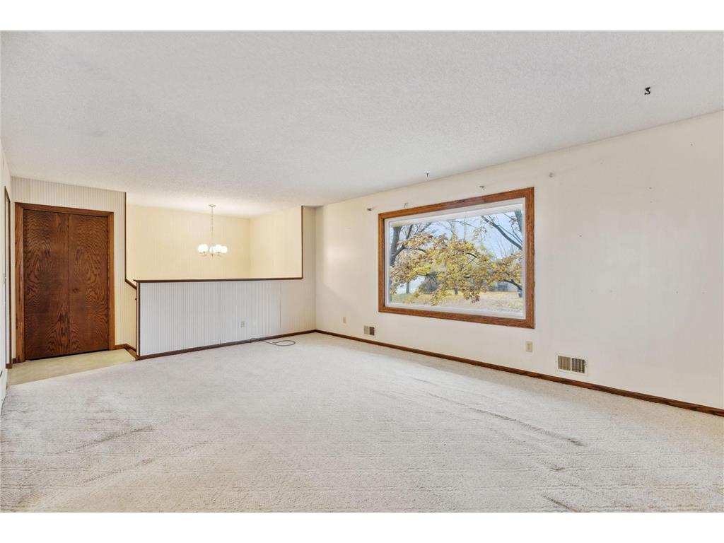 808 Russell Avenue N Glencoe MN 55336 6453662 image1