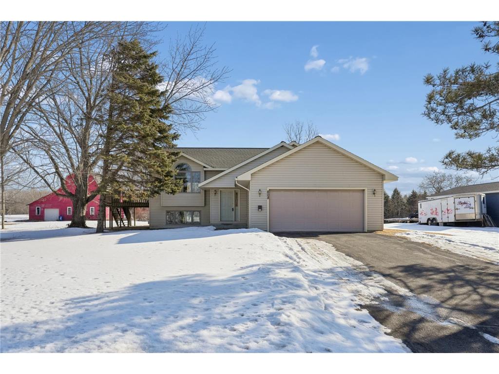 808 S Piety Street Ellsworth WI 54011 7008358 image1
