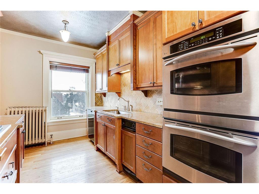 808 Summit Avenue #2 Saint Paul MN 55105 7061783 image9