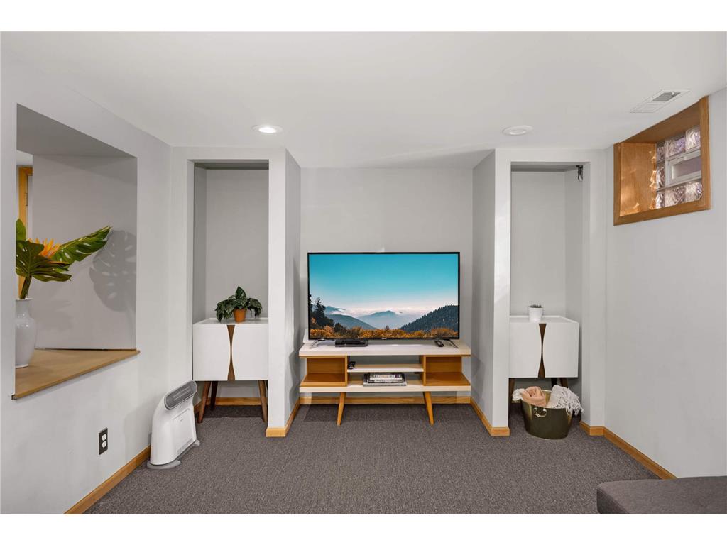 808 W 28th Street Minneapolis MN 55408 6814076 image32