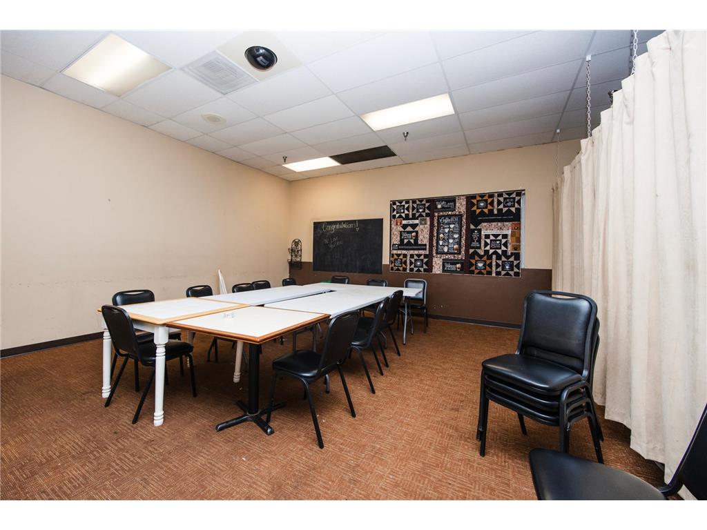 808 Washington Avenue S Detroit Lakes MN 56501 6811666 image30