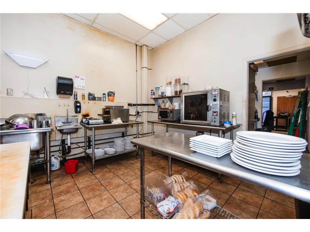 808 Washington Avenue S Detroit Lakes MN 56501 6811666 image42