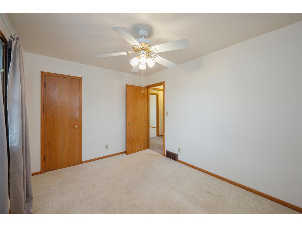 808 Webster Street Fairmont MN 56031 7049487 image12