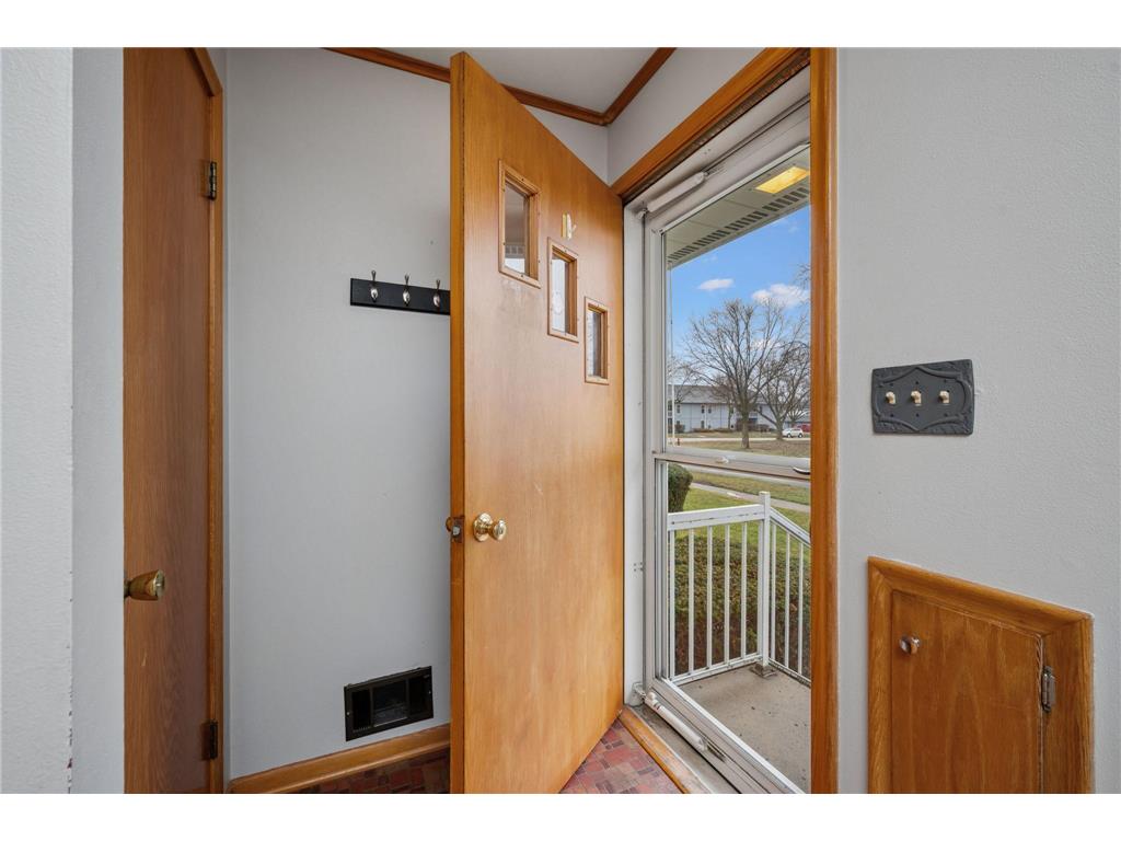 808 Webster Street Fairmont MN 56031 7049487 image2