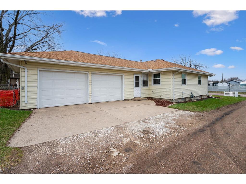 808 Webster Street Fairmont MN 56031 7049487 image33