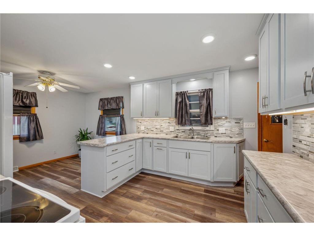 808 Webster Street Fairmont MN 56031 7049487 image7