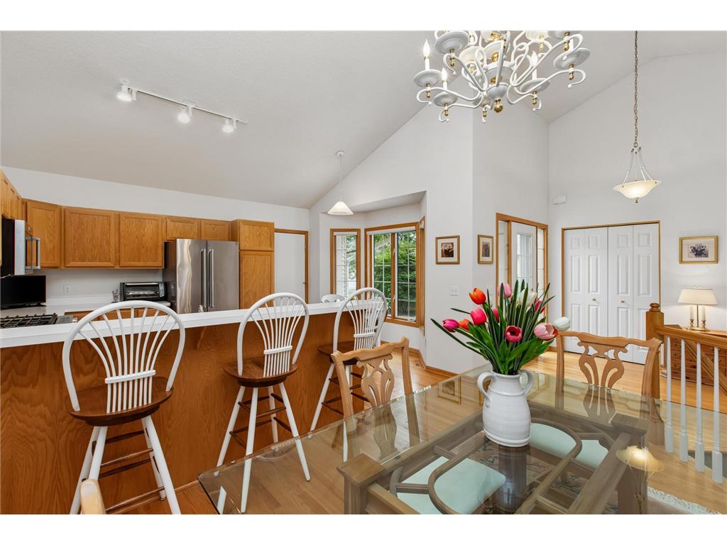 808 Winterberry Drive Woodbury MN 55125 7085660 image1
