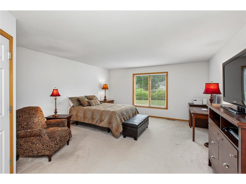 808 Winterberry Drive Woodbury MN 55125 7085660 image16