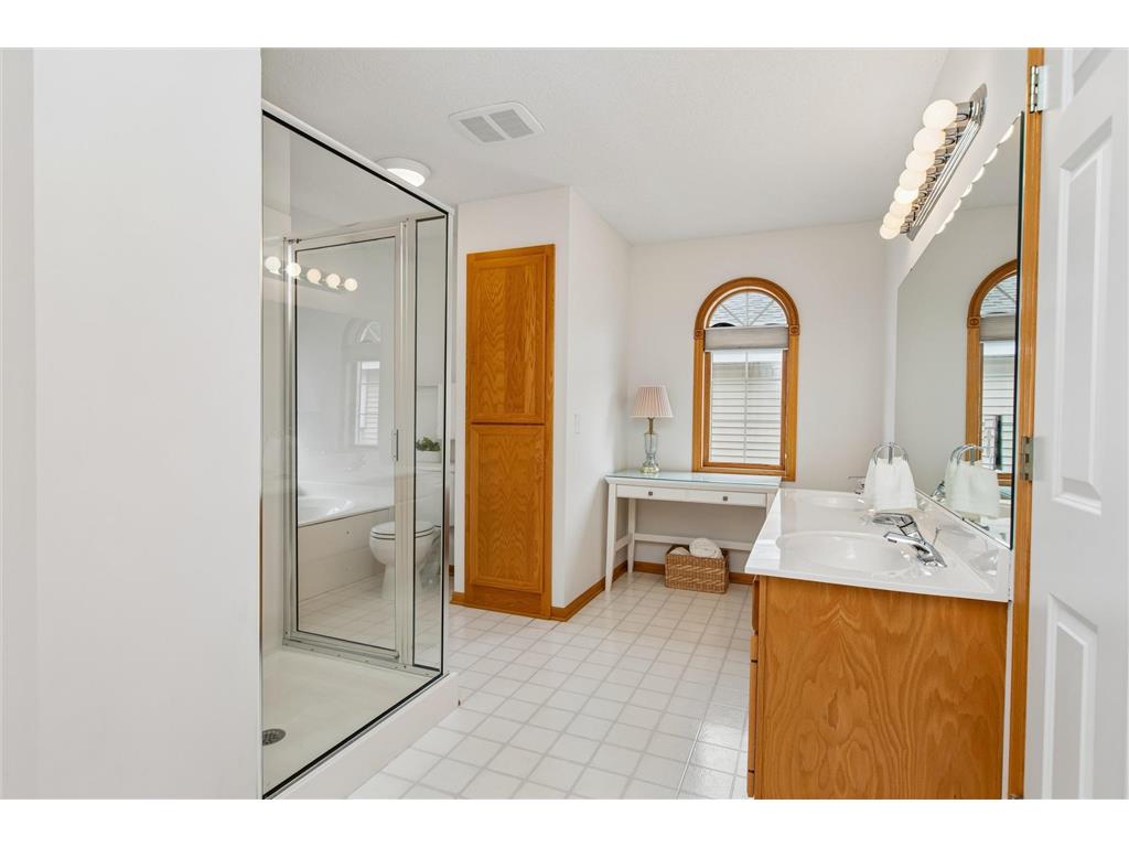 808 Winterberry Drive Woodbury MN 55125 7085660 image18
