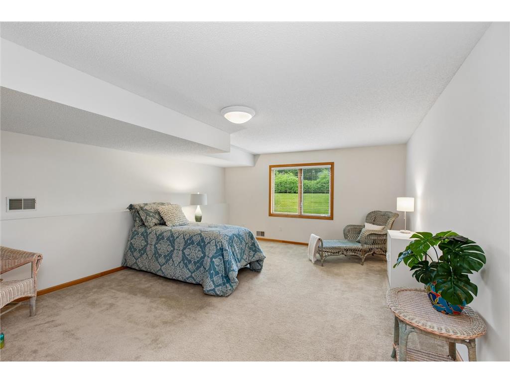 808 Winterberry Drive Woodbury MN 55125 7085660 image21