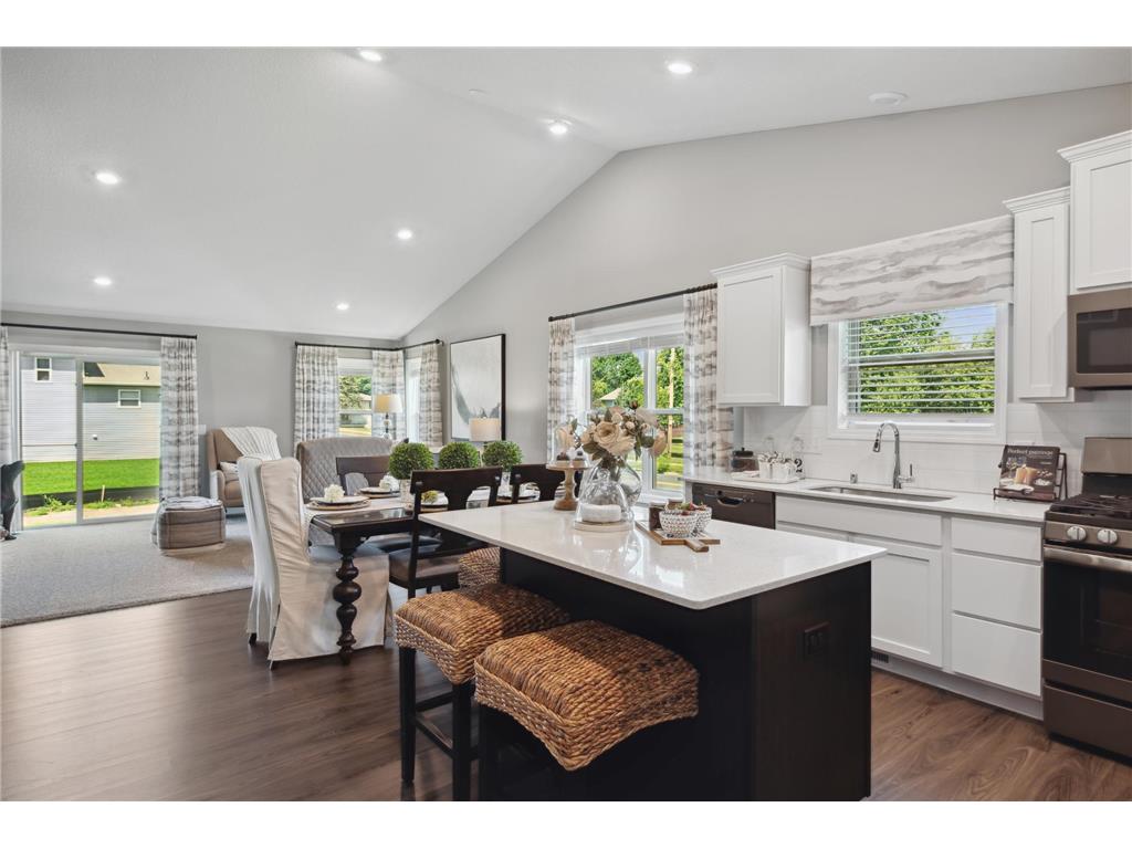 8081 186th Street Lakeville MN 55044 6350544 image1